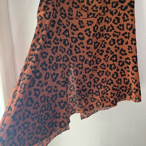 Everleigh animal print skirt asymmetric NWT elastic waste size S - Picture 6 of 7